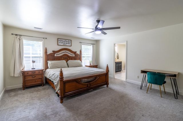 11418 Spring Street, Soddy Daisy, TN 37379
