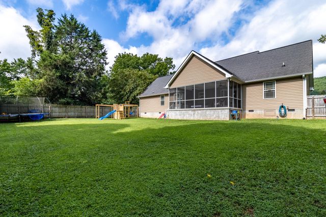 11418 Spring Street, Soddy Daisy, TN 37379