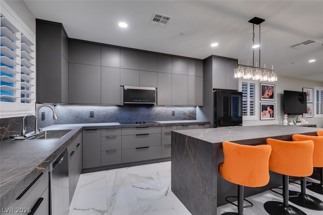 8615 Jerlyn Street, Las Vegas, NV 89113