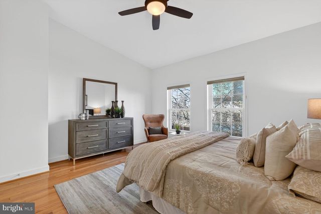 3540 RESERVOIR RD NW, Washington, DC 20007