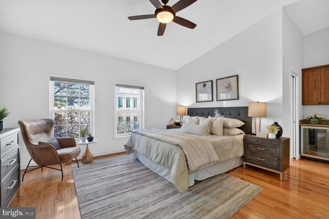 3540 RESERVOIR RD NW, Washington, DC 20007