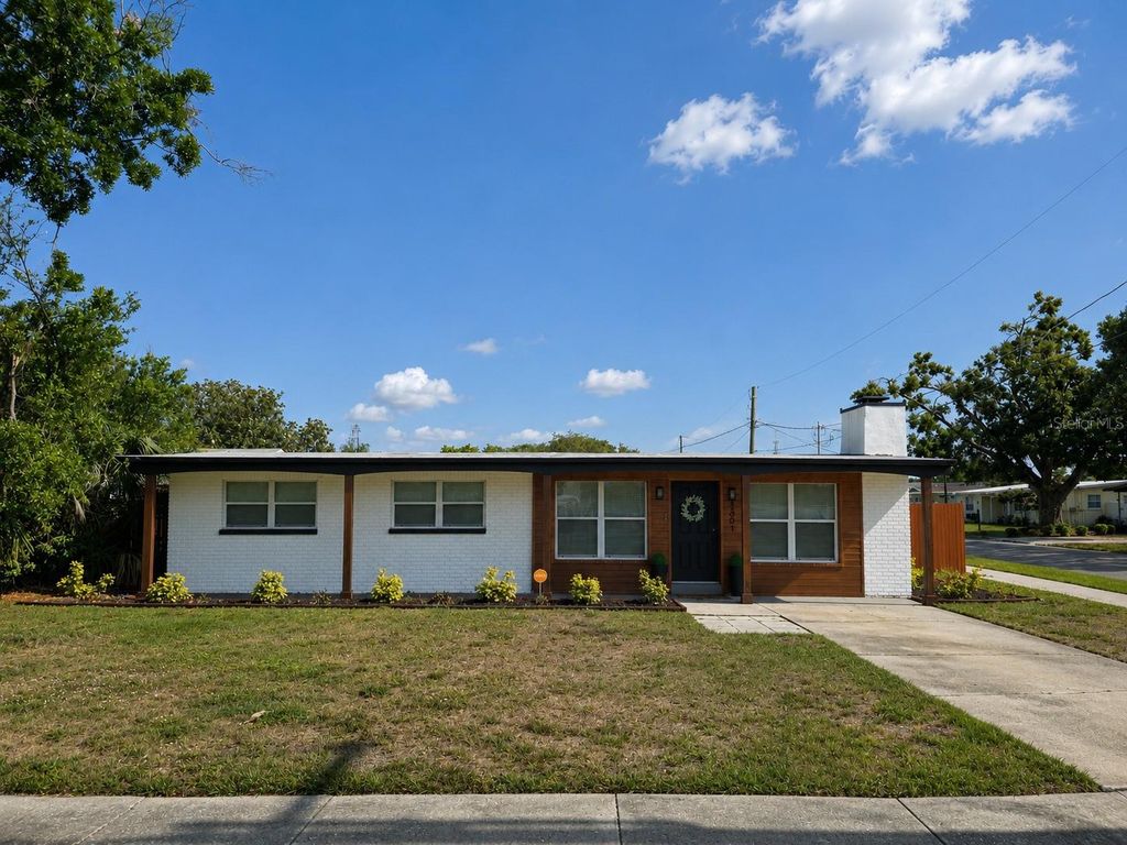 4301 W WISCONSIN AVENUE, Tampa, FL 33616
