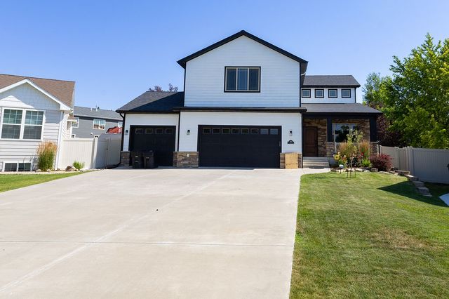 3015 Cove Creek Circle, Billings, MT 59106