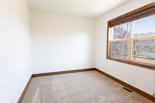 3015 Cove Creek Circle, Billings, MT 59106