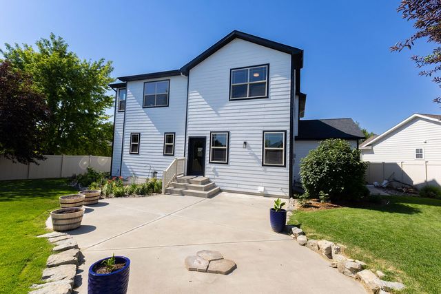 3015 Cove Creek Circle, Billings, MT 59106