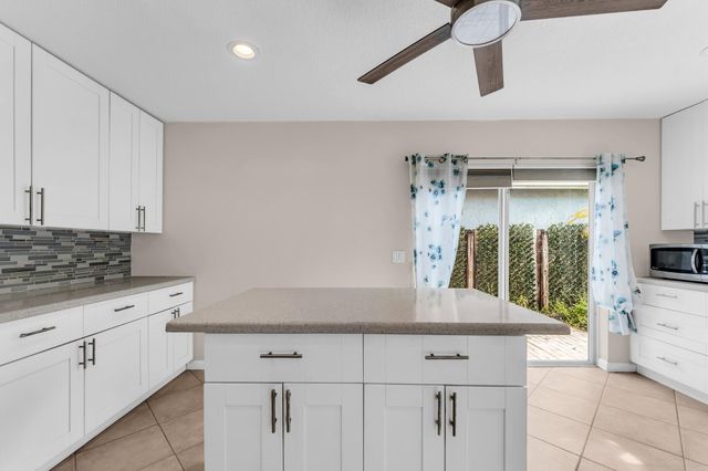 9855 NW 2nd Court, Plantation, FL 33324