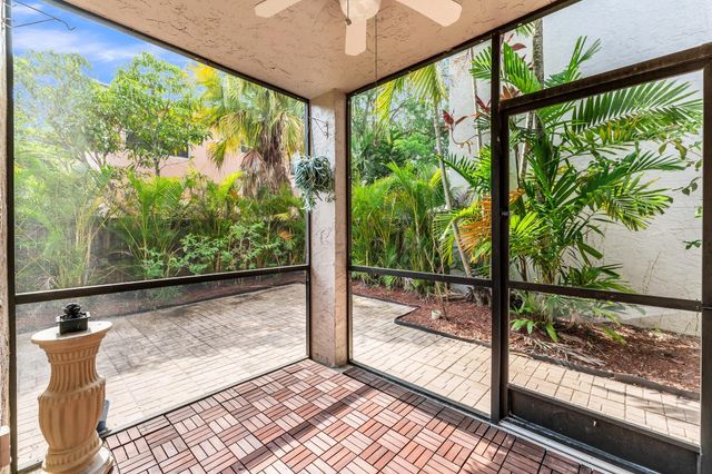 9855 NW 2nd Court, Plantation, FL 33324