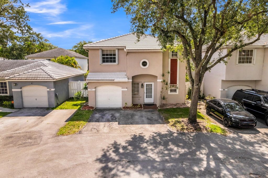 9855 NW 2nd Court, Plantation, FL 33324