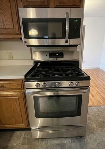 23 Birchwood Lane, Burlington, VT 05408