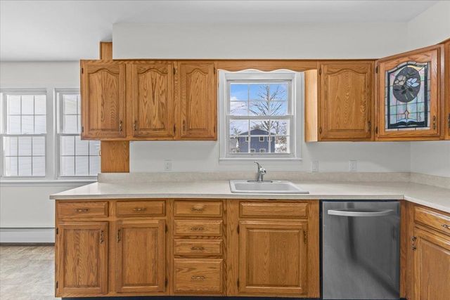 23 Birchwood Lane, Burlington, VT 05408