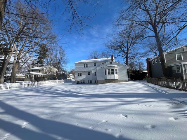 23 Birchwood Lane, Burlington, VT 05408