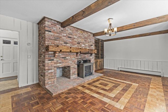 23 Birchwood Lane, Burlington, VT 05408