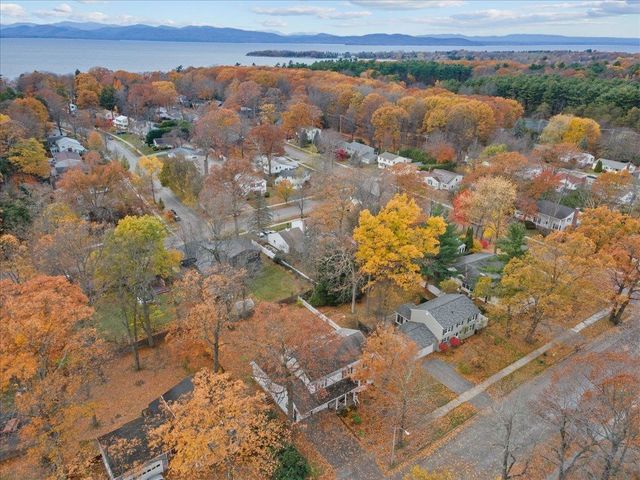 23 Birchwood Lane, Burlington, VT 05408