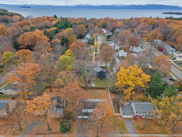 23 Birchwood Lane, Burlington, VT 05408