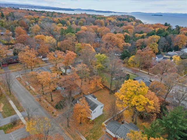 23 Birchwood Lane, Burlington, VT 05408
