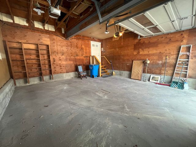 23 Birchwood Lane, Burlington, VT 05408