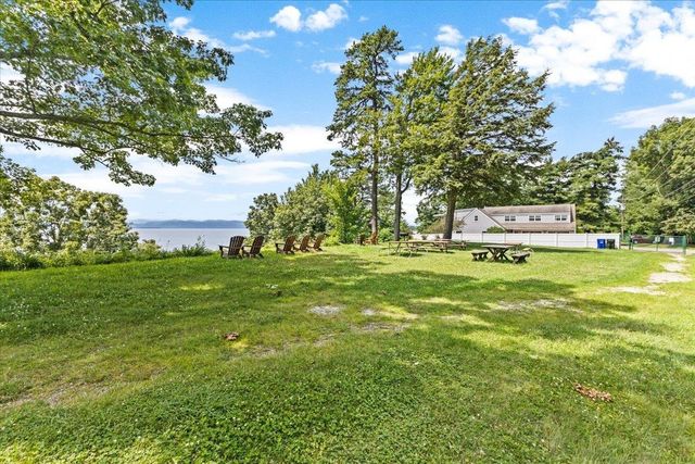 23 Birchwood Lane, Burlington, VT 05408