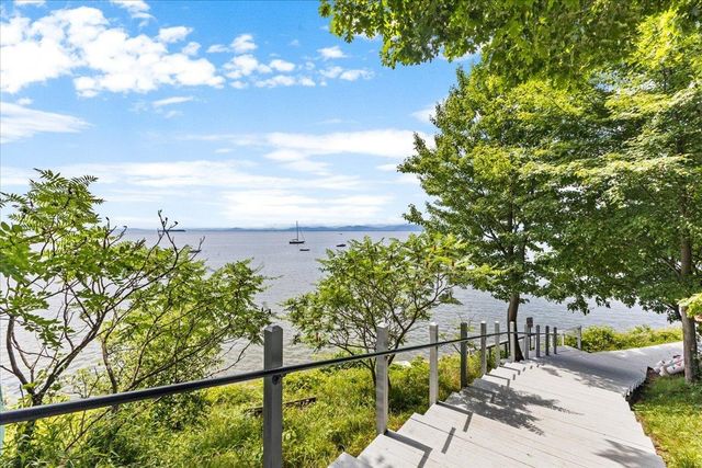 23 Birchwood Lane, Burlington, VT 05408