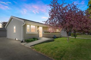 8613 Ohio AVENUE, Milwaukee, WI 53227