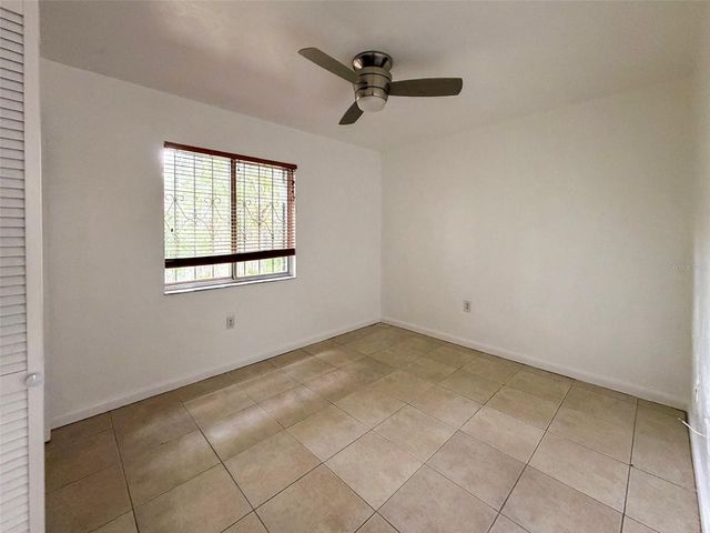 1048 SW 6TH DRIVE B, Gainesville, FL 32601