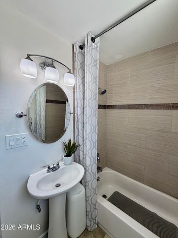 543 W 18TH Street, Tempe, AZ 85281