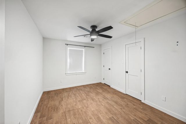 9715 Greenwillow Street, Houston, TX 77096