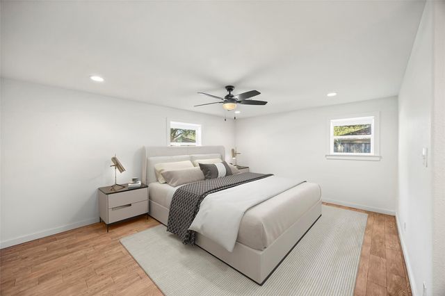 9715 Greenwillow Street, Houston, TX 77096