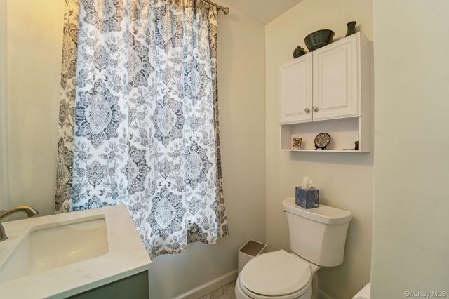 76 E Maple Avenue, Suffern, NY 10901