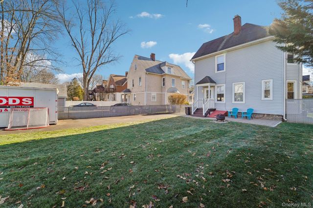 76 E Maple Avenue, Suffern, NY 10901