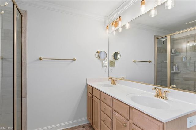 1869 Curraghmore Road, Clemmons, NC 27012