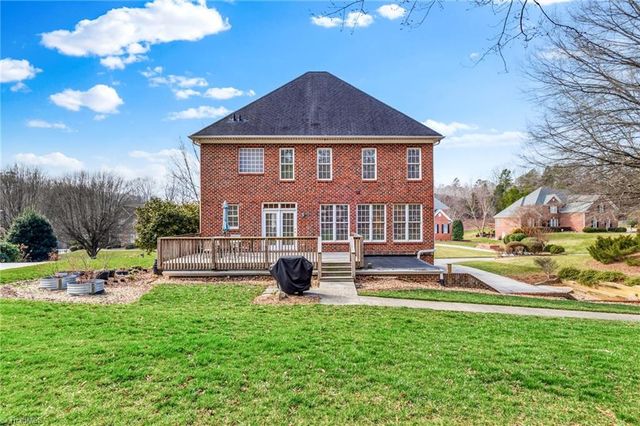 1869 Curraghmore Road, Clemmons, NC 27012