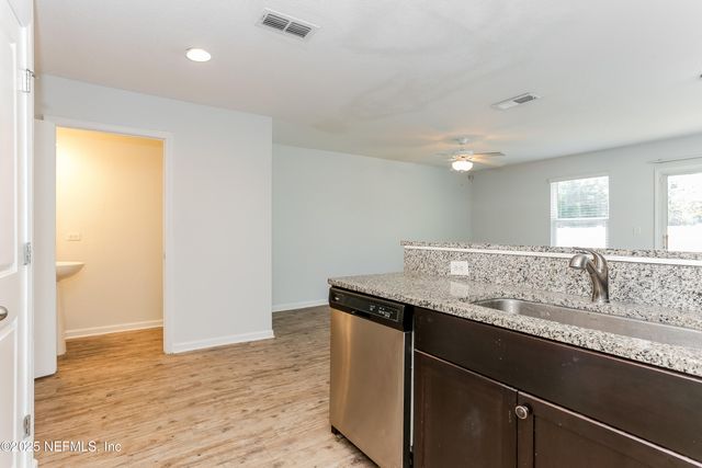 522 EISEMAN Way, Jacksonville, FL 32216