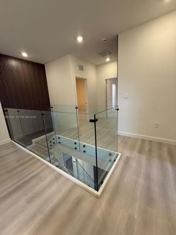 2661 SE 24th Court, Homestead, FL 33035
