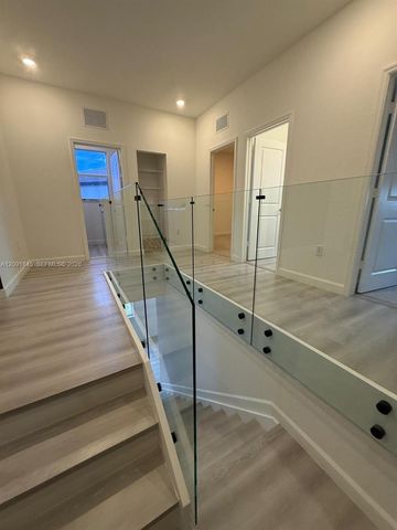 2661 SE 24th Court, Homestead, FL 33035