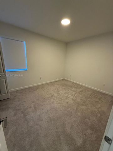 2661 SE 24th Court, Homestead, FL 33035