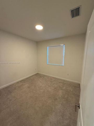2661 SE 24th Court, Homestead, FL 33035