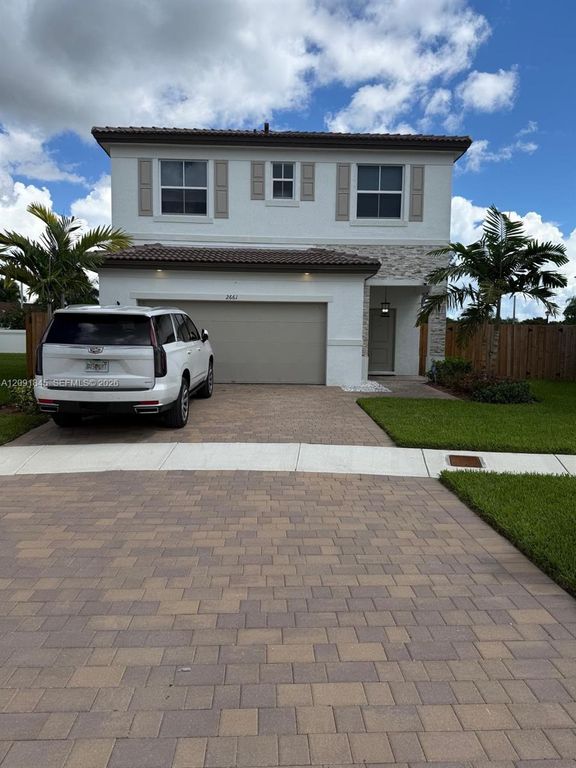 2661 SE 24th Court, Homestead, FL 33035