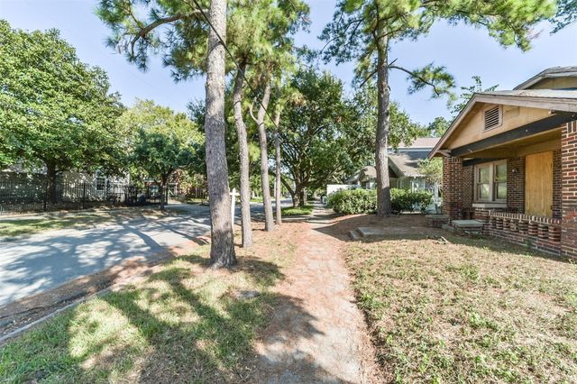 1647 Park Street, Houston, TX 77019