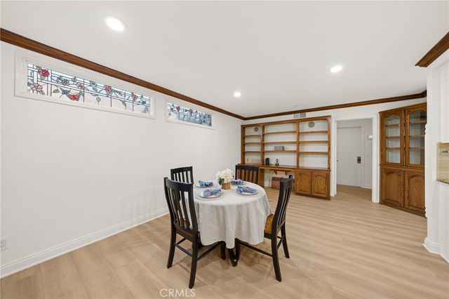 17 Alderbrook, Irvine, CA 92604