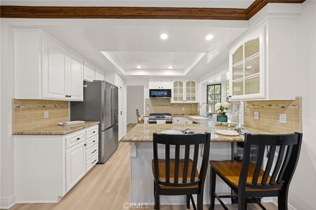 17 Alderbrook, Irvine, CA 92604