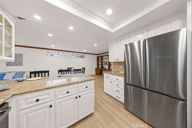 17 Alderbrook, Irvine, CA 92604