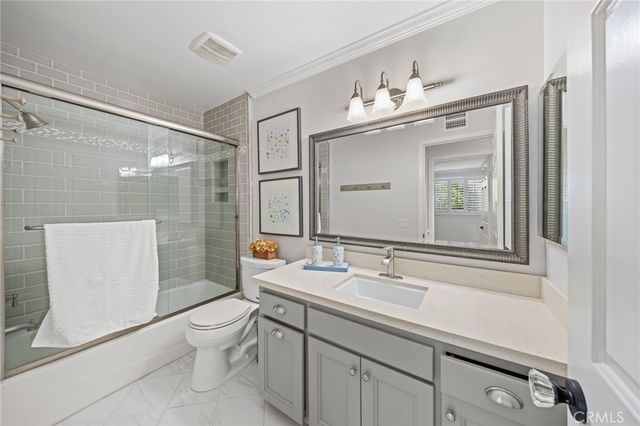 17 Alderbrook, Irvine, CA 92604