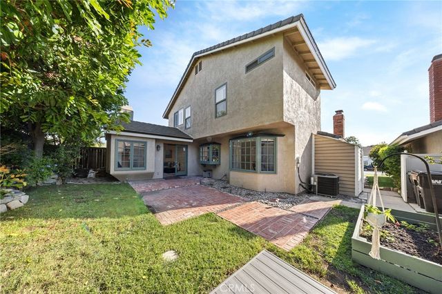17 Alderbrook, Irvine, CA 92604