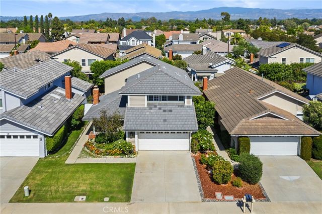 17 Alderbrook, Irvine, CA 92604