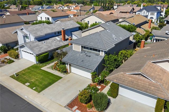 17 Alderbrook, Irvine, CA 92604