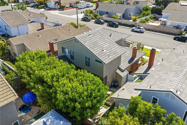 17 Alderbrook, Irvine, CA 92604