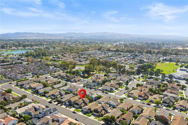 17 Alderbrook, Irvine, CA 92604