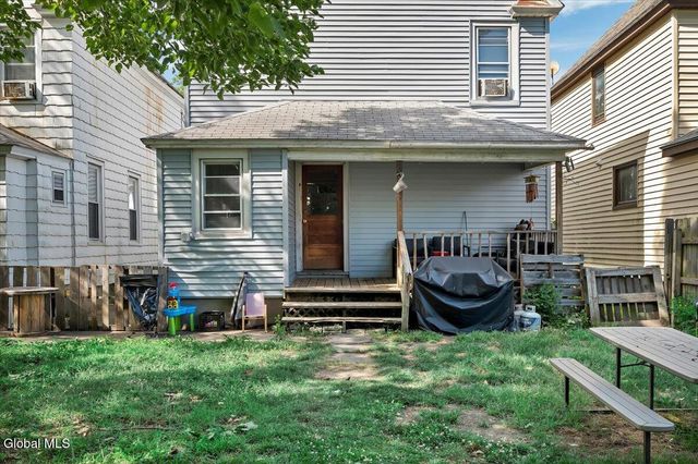 2310 Fairlee Street, Schenectady, NY 12306