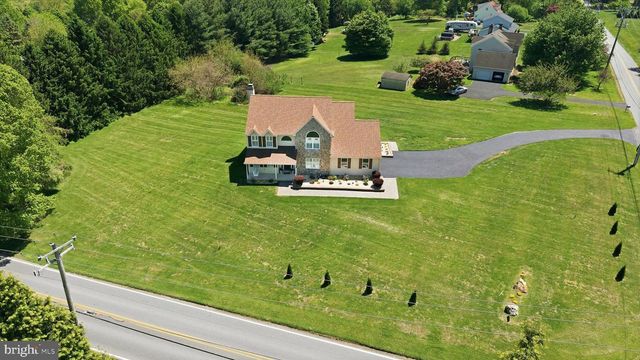 75 AUBURN RD, Avondale, PA 19311