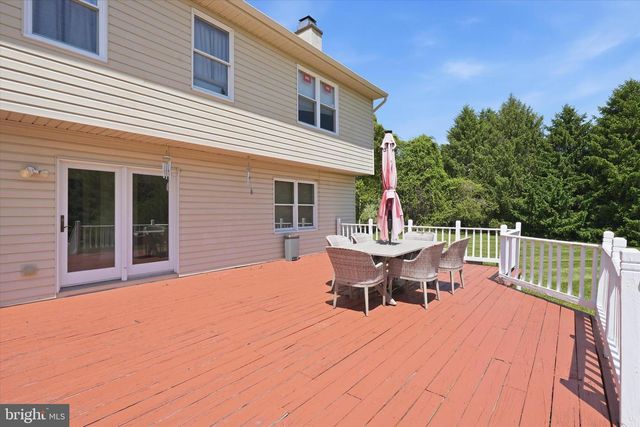 75 AUBURN RD, Avondale, PA 19311